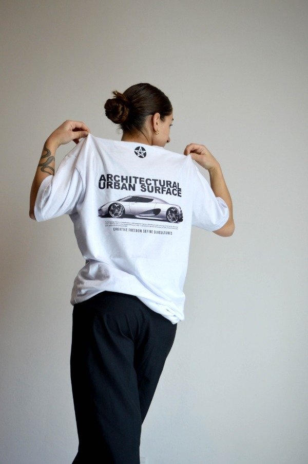 Producto - Remera Koenigsegg Blanca - 3