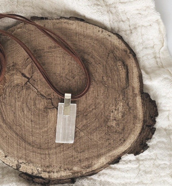 Producto - Collar selenita