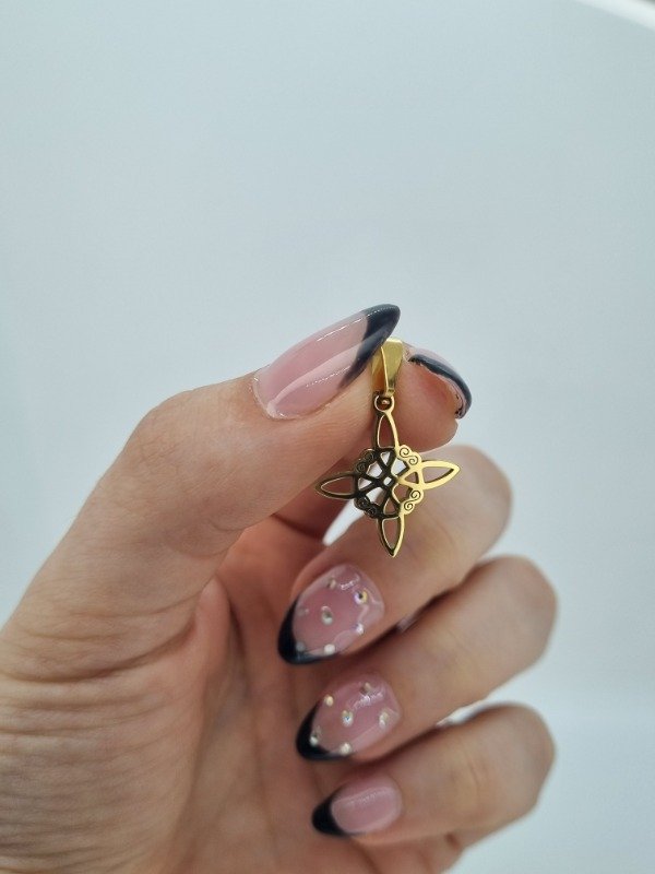 Producto - Dije acero dorado nudo de bruja liso chico