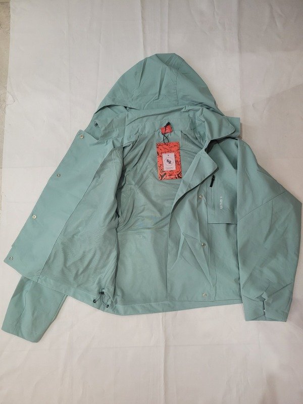 Producto - Campera Impermeable Rompeviento IRUN