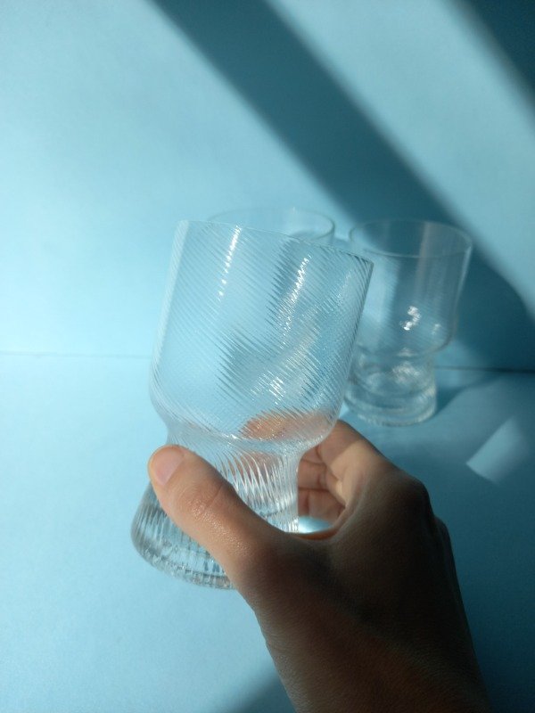 Producto - Vasos curvy cristal medianos quedan 6 precio por unidad
