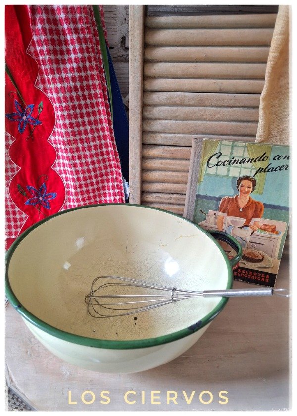 Producto - Perol Enlozado Amarillo y virola verde 2