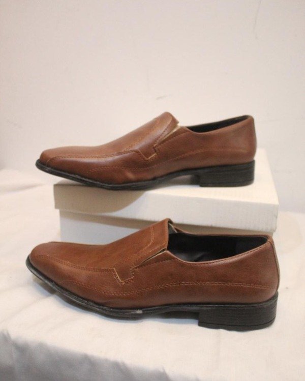 Producto - Zapatos Marca Praga Mocasín Color Marrón - 1