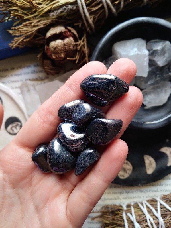 Producto - Hematite rolado