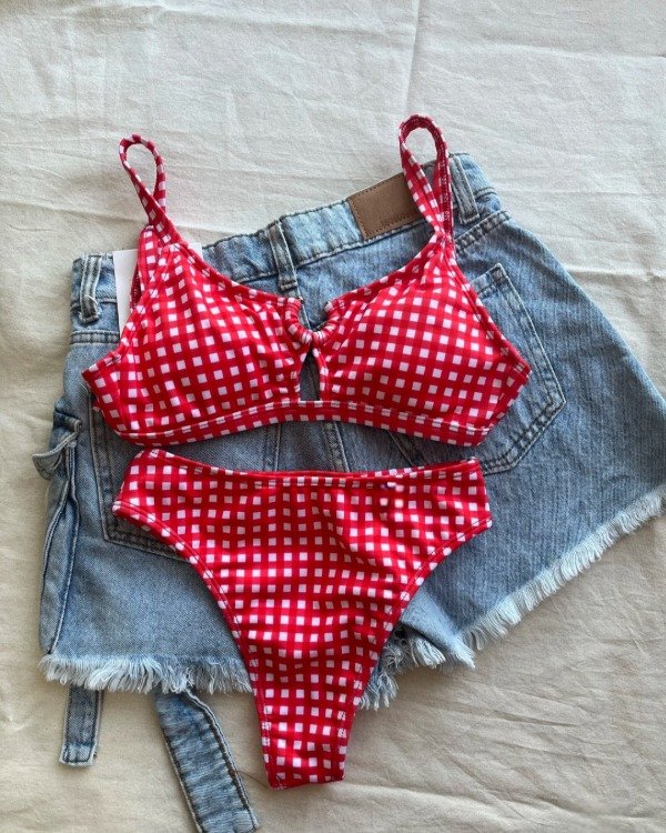 Producto - Bikini tiro alto cuadrille