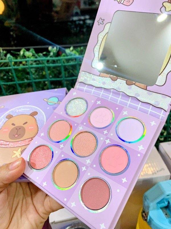 Producto - Paleta de sombras Capibara