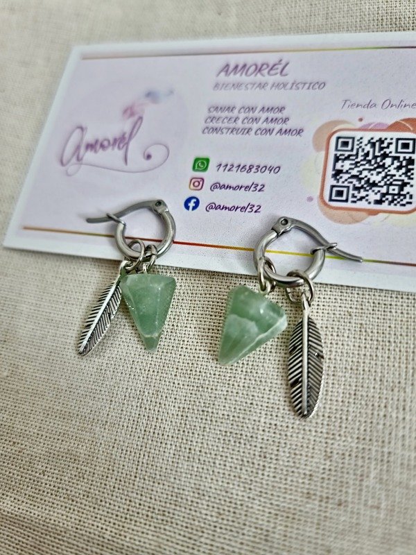 Producto - Aros Cápsula Esmeralda con cuarzo verde y plumita