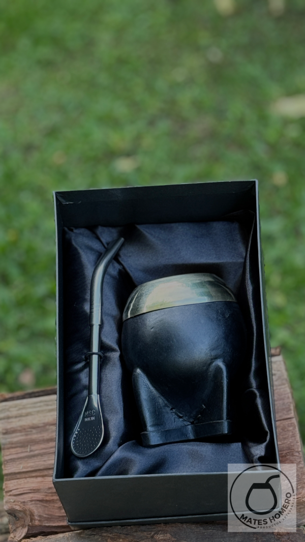 Producto - COMBO MATE TORPEDO URUGUAYO NEGRO + BOMBILLA PICO DE LORO