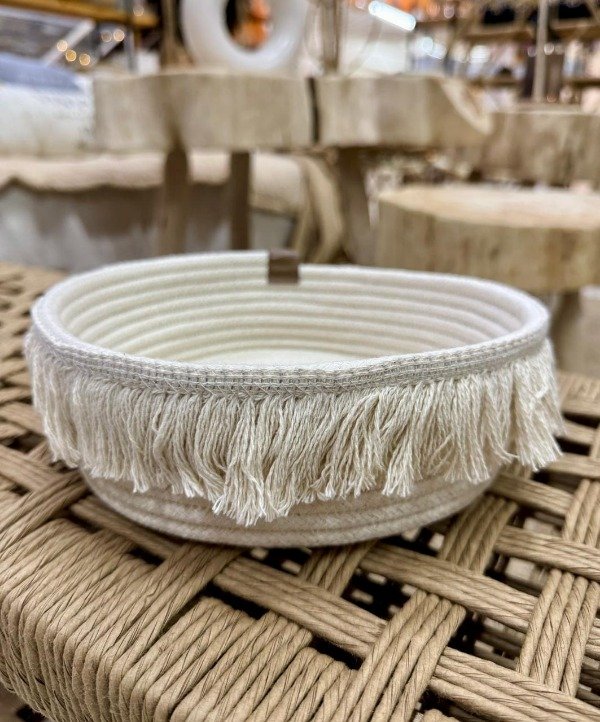 Producto - Cesta canasta flecos