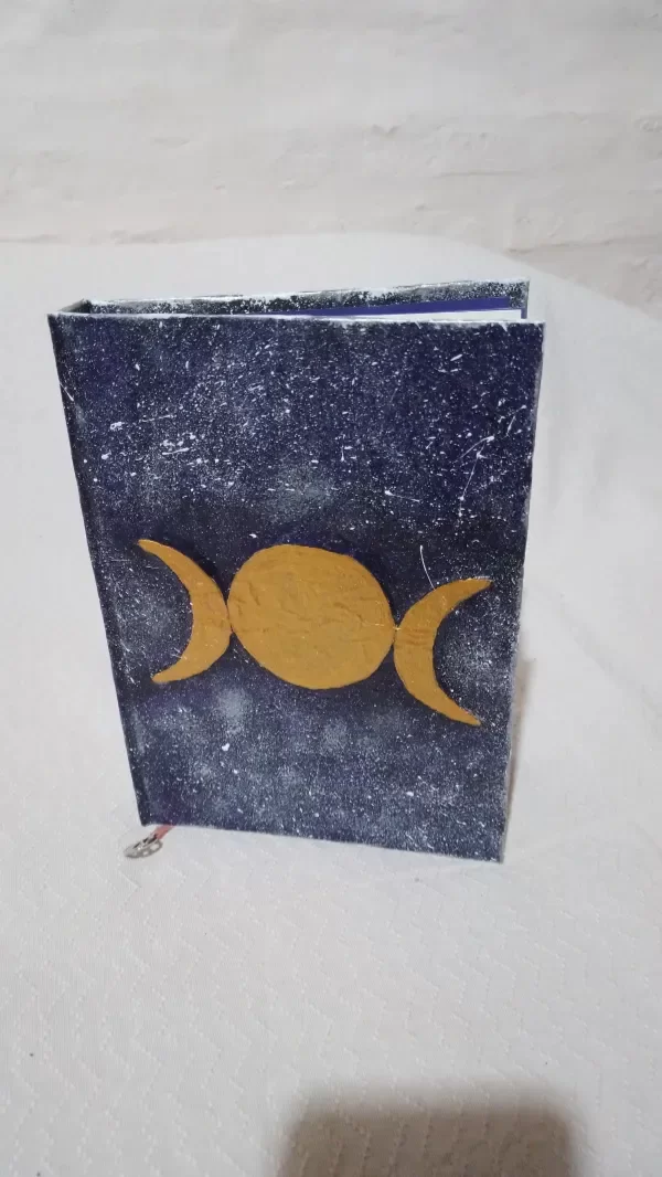Producto - Cuaderno triple diosa 40 hojas