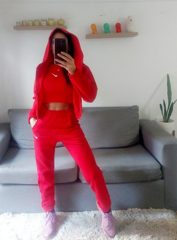Producto - Jogging Nike rojo