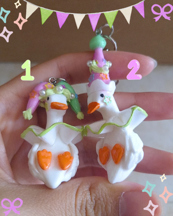 Producto - llaveros patitos payasos 3
