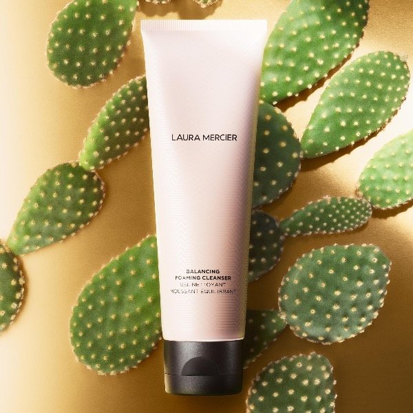 Producto - Laura mercier espuma limpiadora - 1