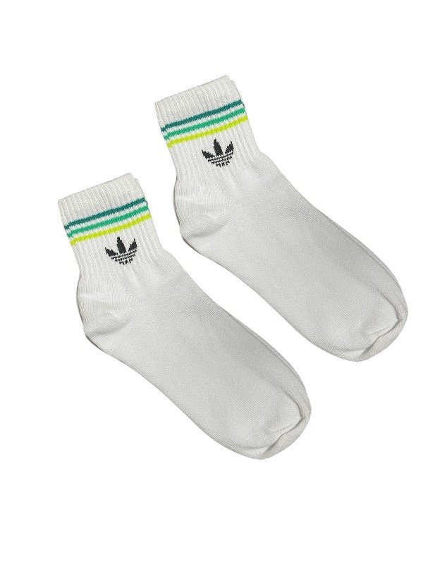 Producto - Adidas. Líneas verdes