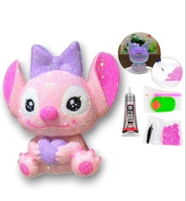 Producto - DIAMOND PAINTING ALCANCIA 20CM ANGELA (STITCH) ROSA