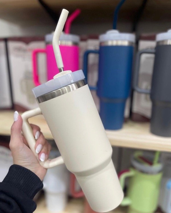 Producto - VASO QUENCHER CON MANIJA BLANCO