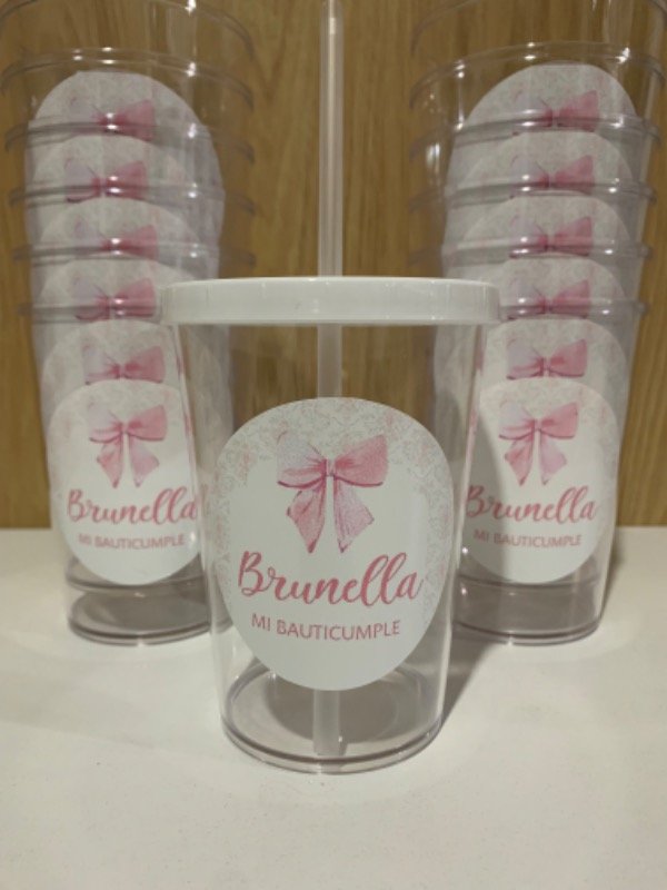 Producto - Promo x 40 vasos de 350 cc , personalizados con vinilo lavable