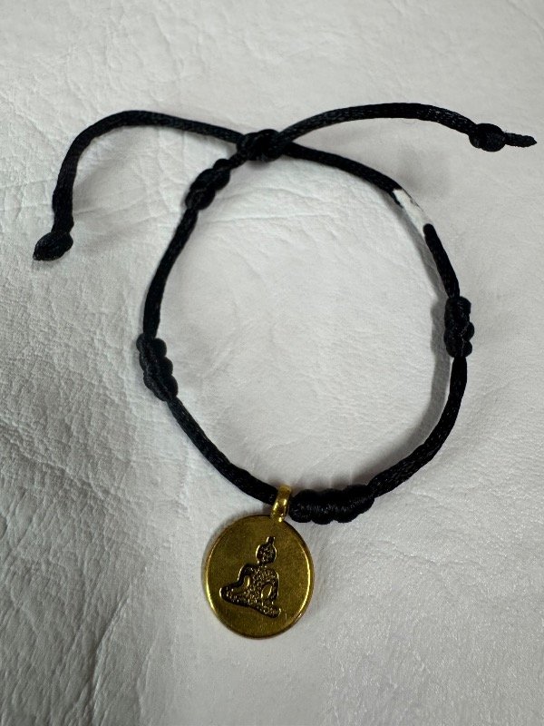 Producto - Pulsera Buda Dorado  Equilibrio y Serenidad