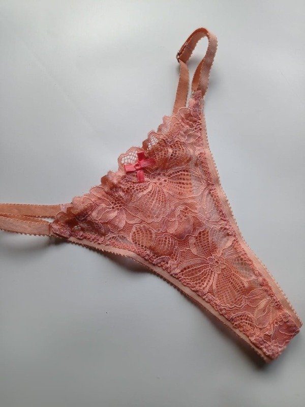 Producto - Cola less encaje