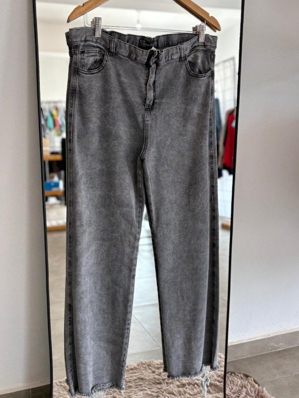 Producto - JEAN GRIS  ELASTIZADO