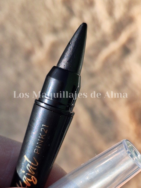Producto - Delineador Negro KAJAL