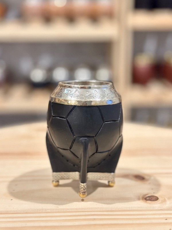 Producto - Torpedo alpaca cincelado - base de alpaca y bronce - cuero Pelota