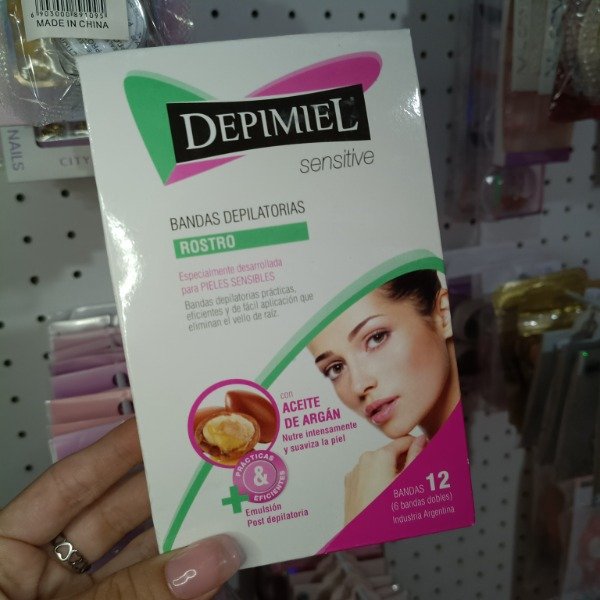 Producto - Bandas depilatorias Rostro Pieles sensibles