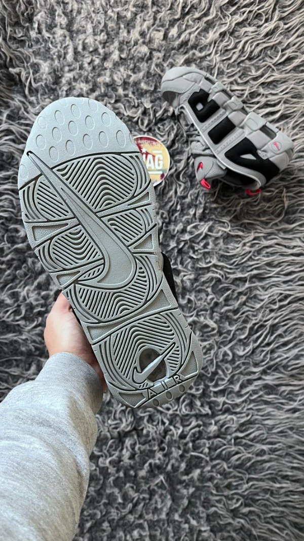 Producto - AIR MORE UPTEMPO LOW IRON GREY - 3