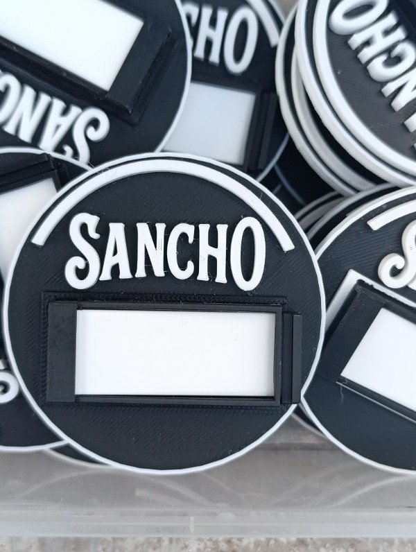 Producto - Pin identificador de personal con nombre intercambiable - 1