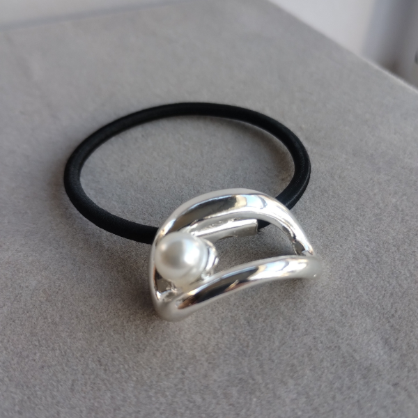 Producto - Gomita de pelo Perla