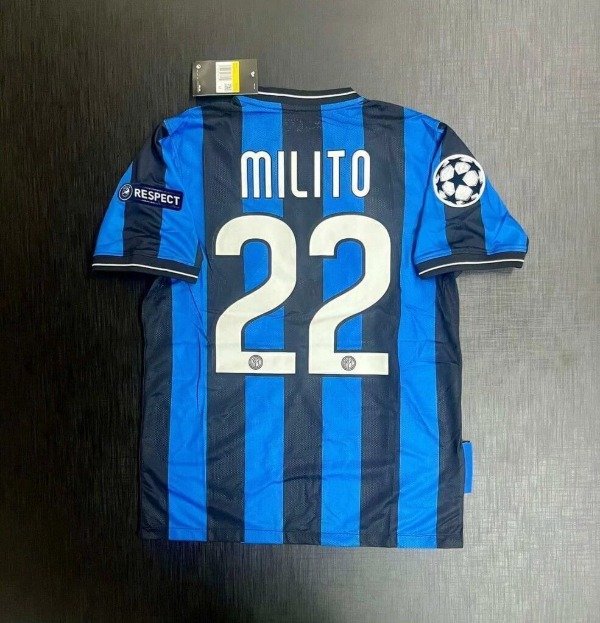 Producto - CAMISETA INTER DE MILAN IMPORTADA TITULAR RETRO 2009/2010 #22 MILITO - 3
