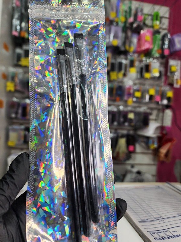 Producto - Set pincel x3 ceja