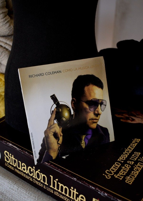Producto - Richard Coleman - Como La Musica Lenta