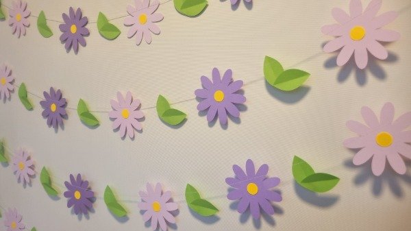 Producto - Guirnalda de Margaritas Lilas