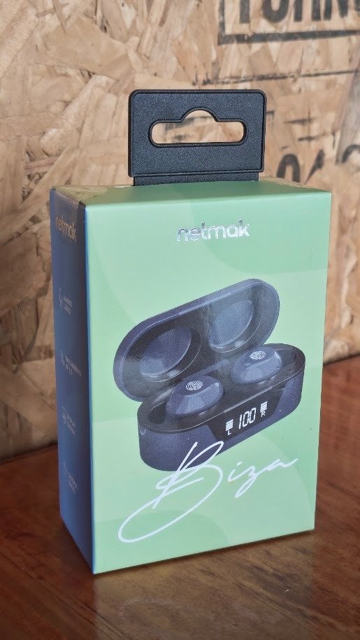 Producto - Auriculares Inalámbricos Bluetooth Netmak Biza In Ear Touch Display Negro - 1