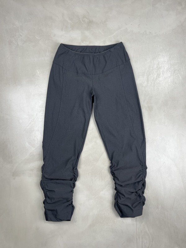 Producto - Grey Ruched Leggings