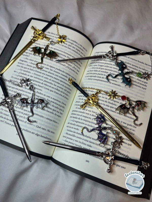 Producto - Marcapáginas de libro dragón - espada