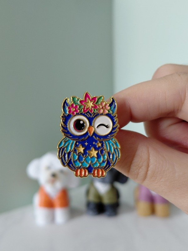 Producto - Pin metalizado - Búho en dorado #3021