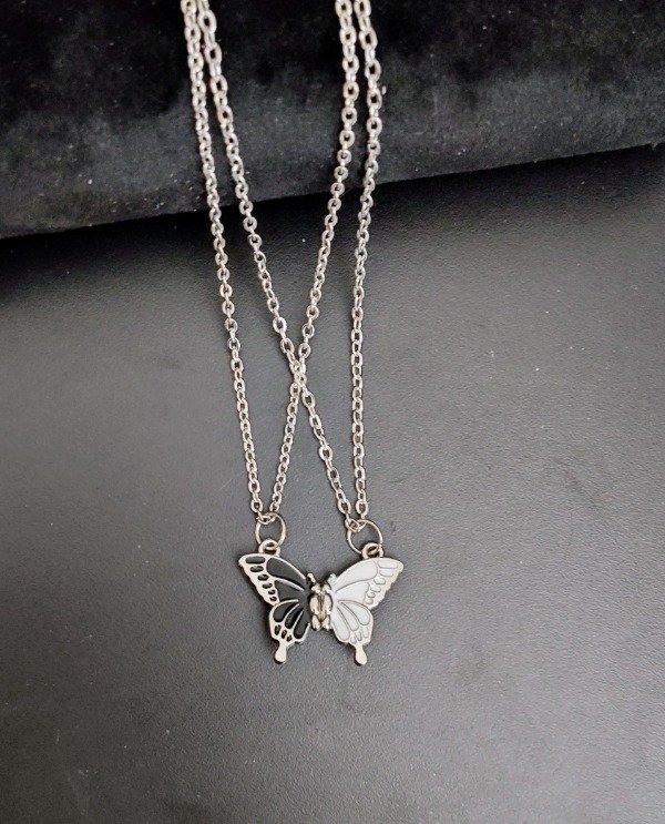 Producto - Collar  Mariposas Esmaltadas Inmantadas con dos Cadenas Acero Quirúrgico