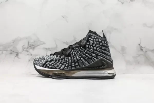 Producto - Nike LeBron 17 Black White