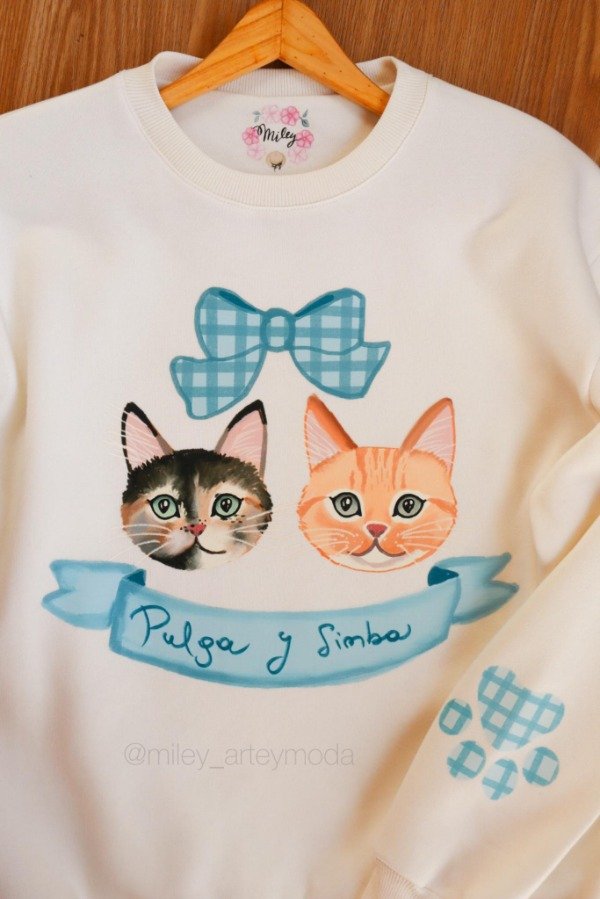 Producto - Buzo personalizado con moño y banderín  (Talle S/M y L-XXL) A PEDIDO