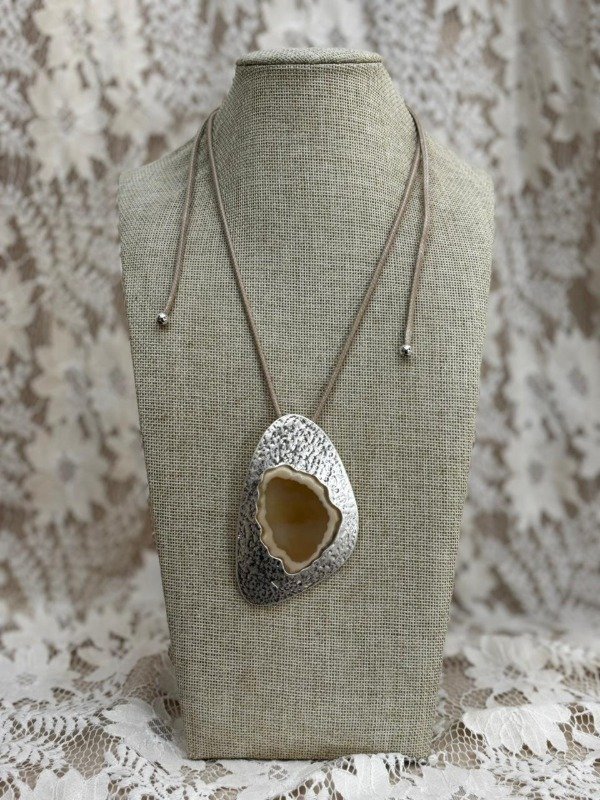 Producto - CORBATERO AGATA