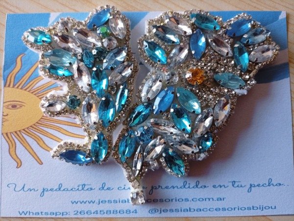 Producto - Broche prendedor aplique Malvinas celeste - 2