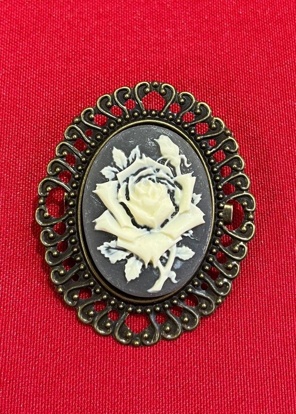 Producto - Broche Rosa natural fondo gris
