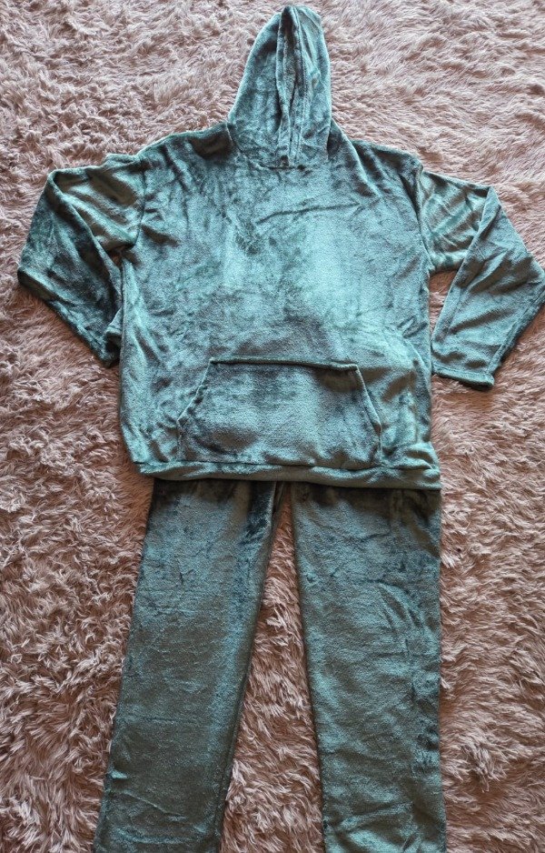 Producto - (2 PIEZAS) Conjunto Verde Oscuro Plush Talle XXL