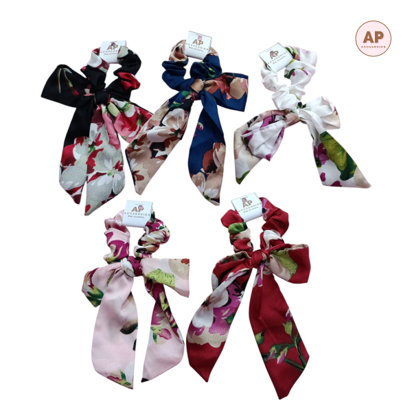 Producto - SCRUNCHIE CON LAZO MOÑO SEDA - AC2692