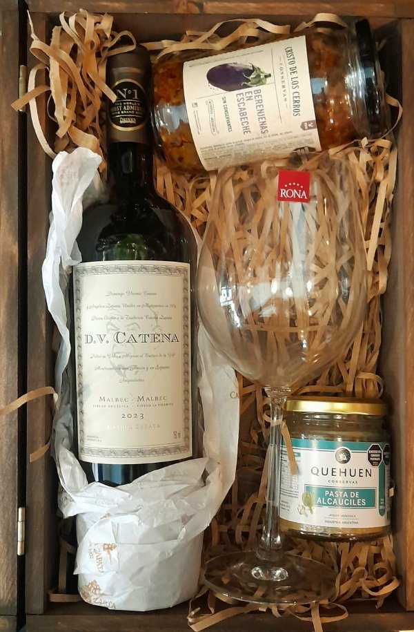 Producto - Dv Catena 750ml + Copa de Cristal - Box Madera Regalo Empresarial