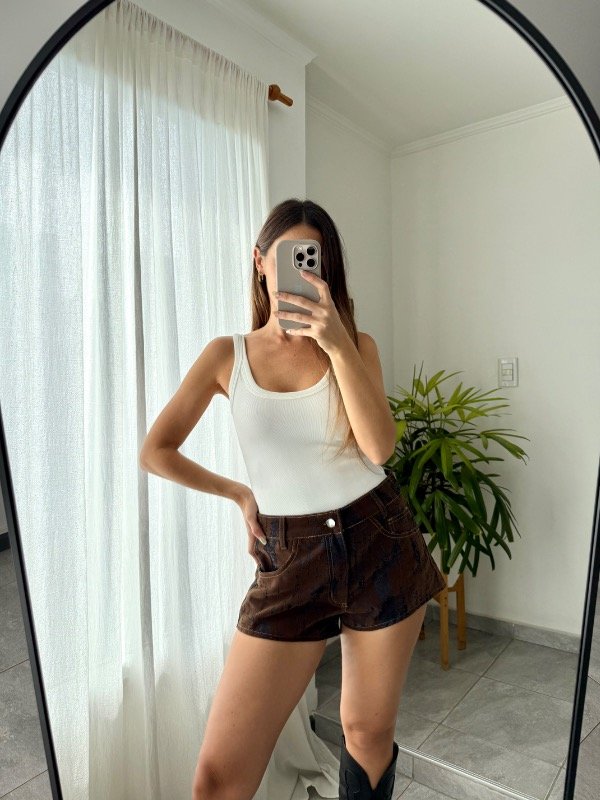 Producto - SHORT EARTH