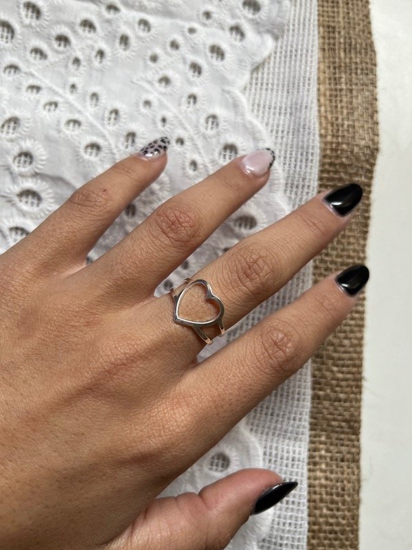 Producto - Anillo corazón doble línea