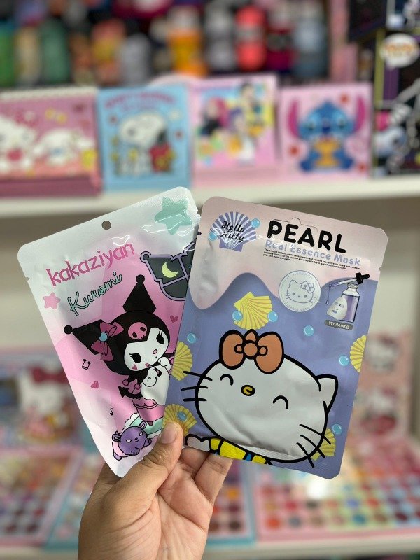 Producto - Mascarillas de Hello Kitty y Kuromy
